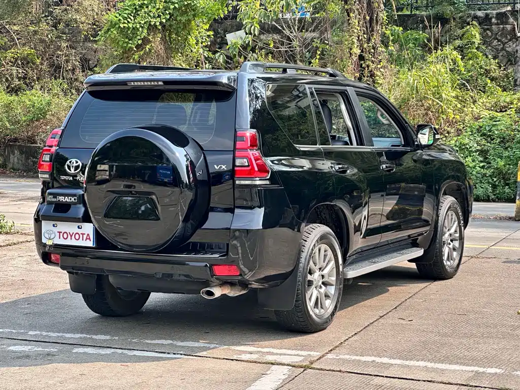 Toyota Prado 2018 — фото 18
