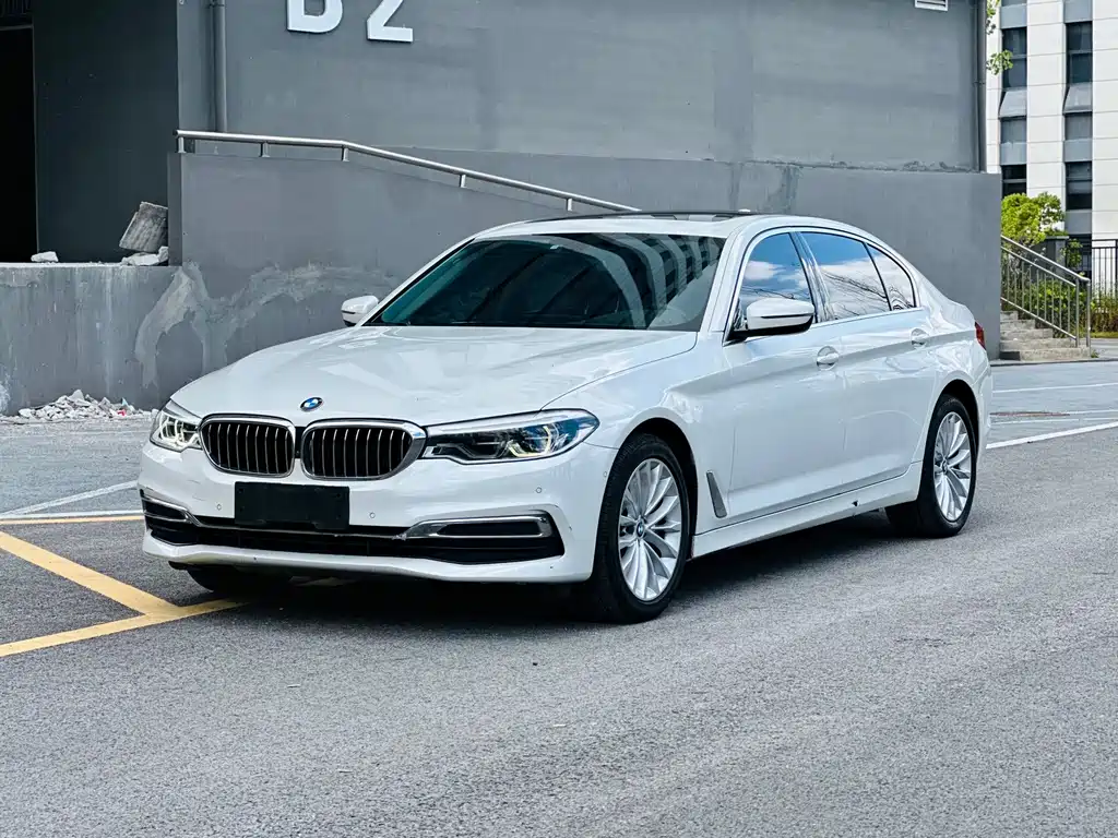 BMW 5 Series 2020