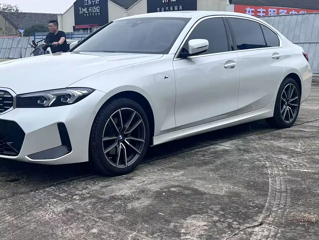 BMW 3 Series 2025