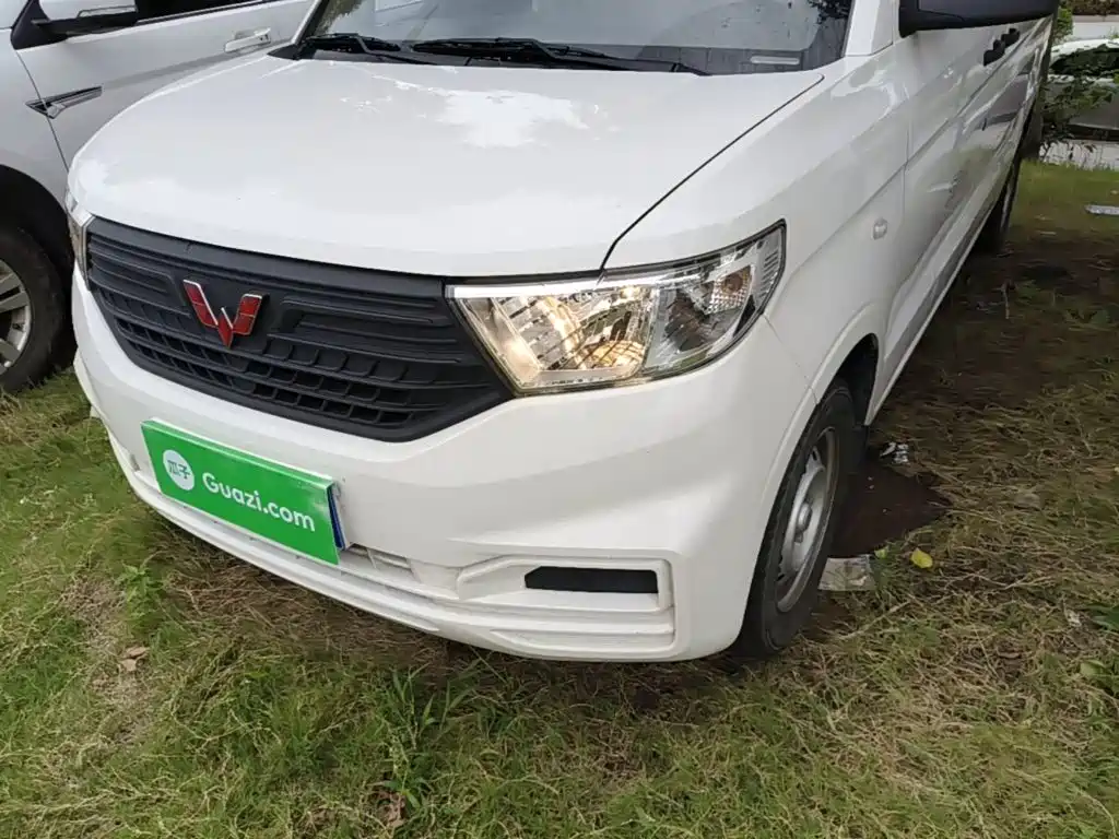 Wuling Hongguang V 2024 — фото 24