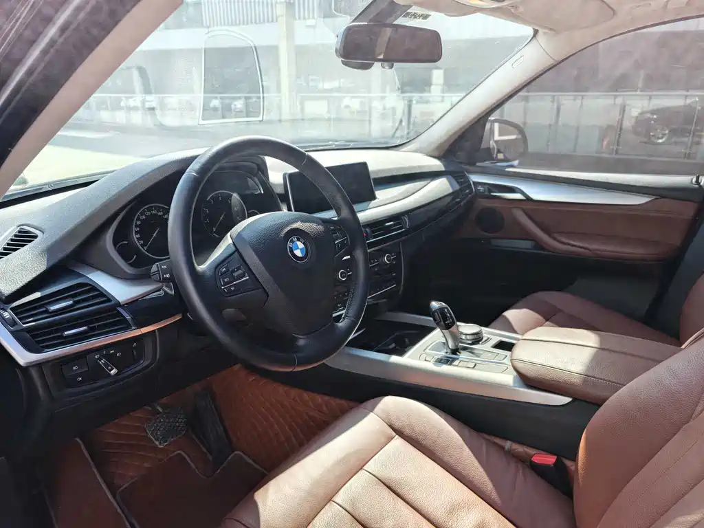 BMW X5 2018 — фото 4