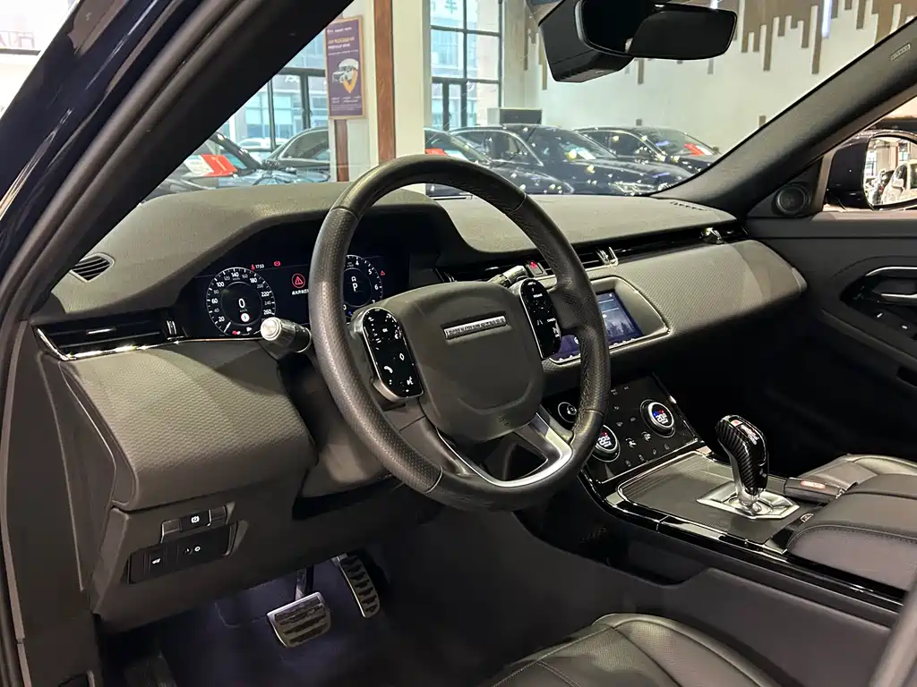 Land Rover Evoque 2021 — фото 5