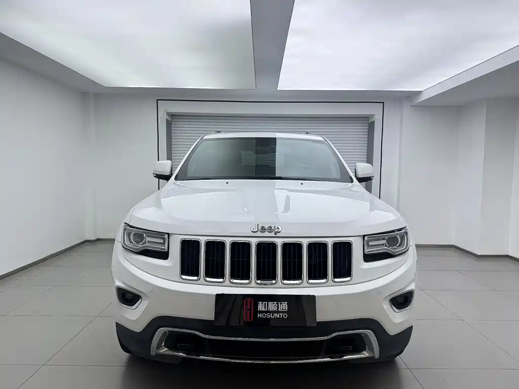 Jeep Grand Cherokee 2015 — фото 2
