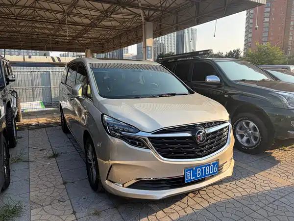 Buick GL8 2022