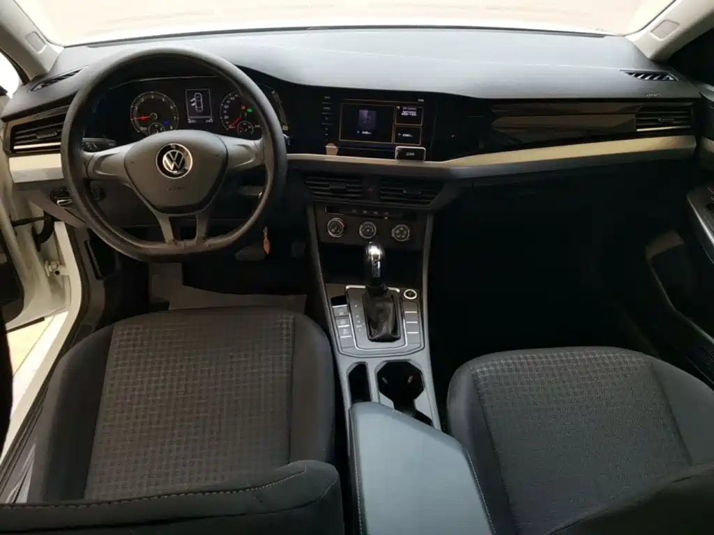 Volkswagen Bora 2022