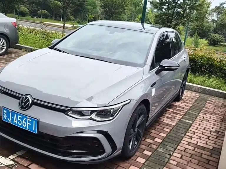 Volkswagen Golf 2022