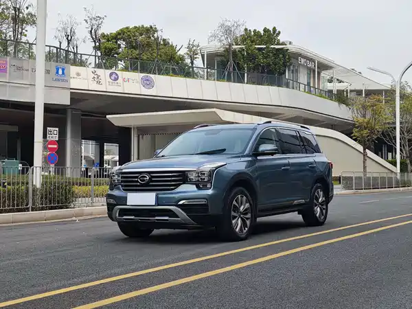GAC Trumpchi GS8 2017
