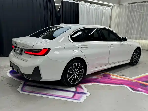 BMW 3 Series 2023