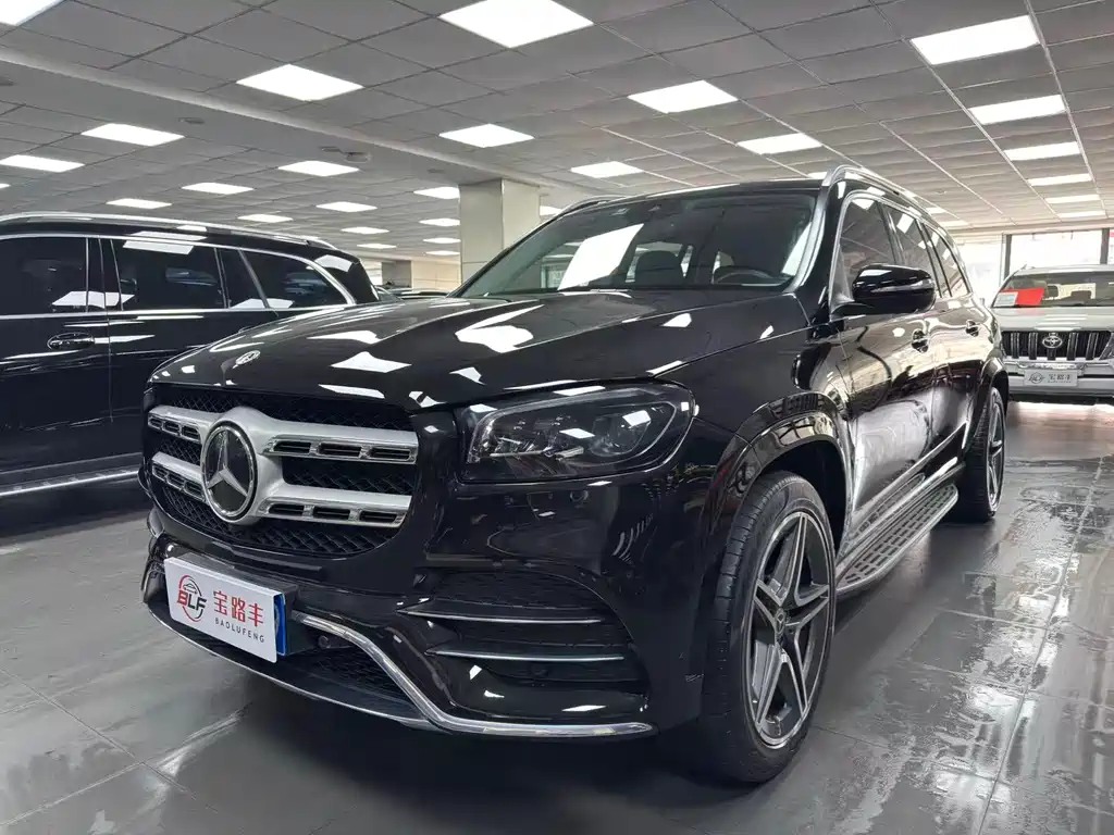 Mercedes-Benz GLS 2023 — фото 1