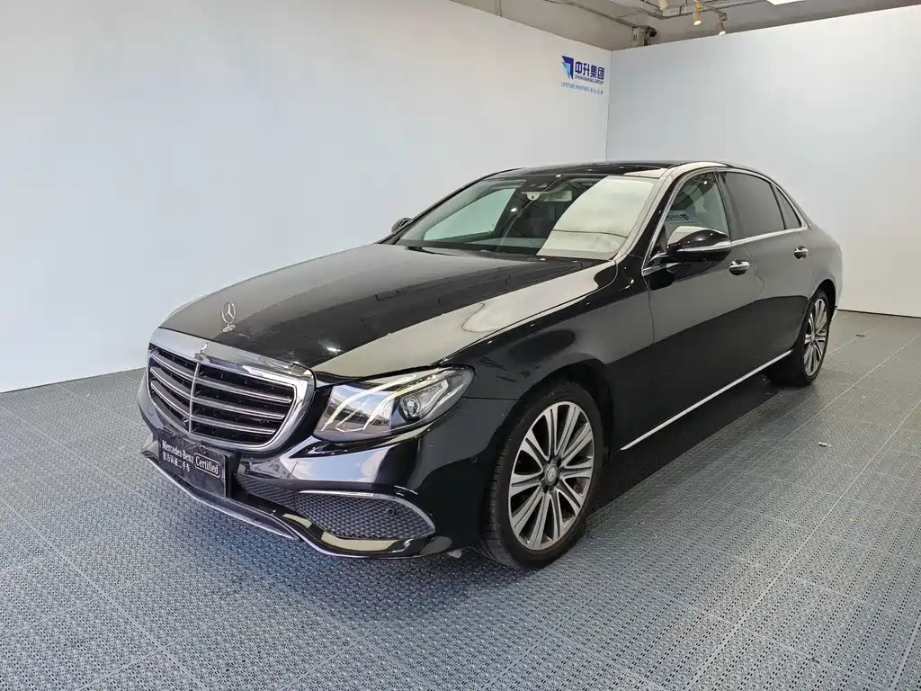 Mercedes-Benz E-Class 2016 — фото 1