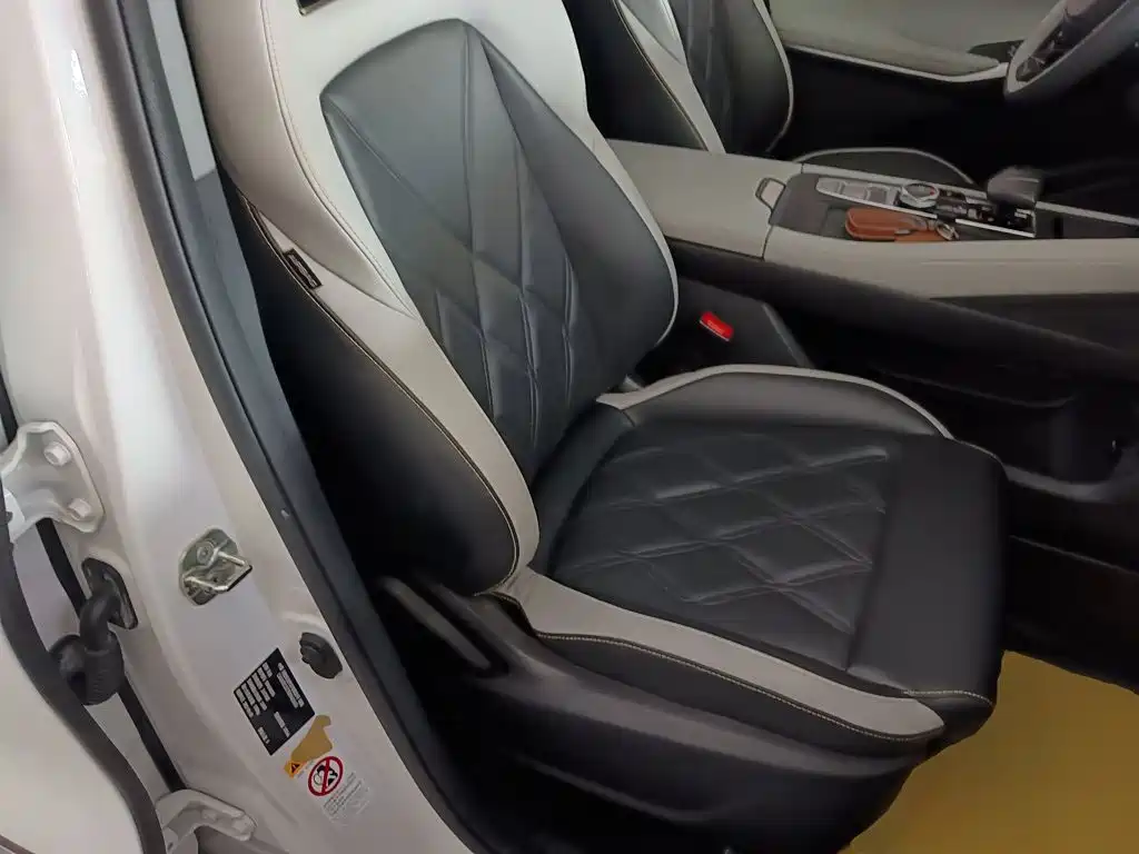 Changan CS75PLUS 2023 — фото 25