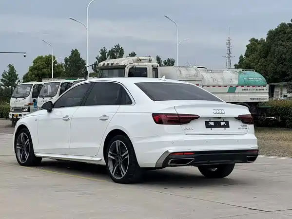 Audi A4L 2022