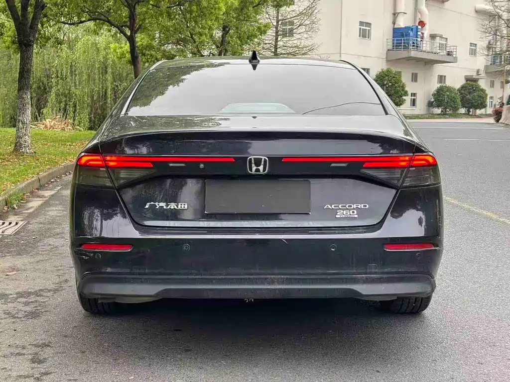 Honda Accord 2023 — фото 7
