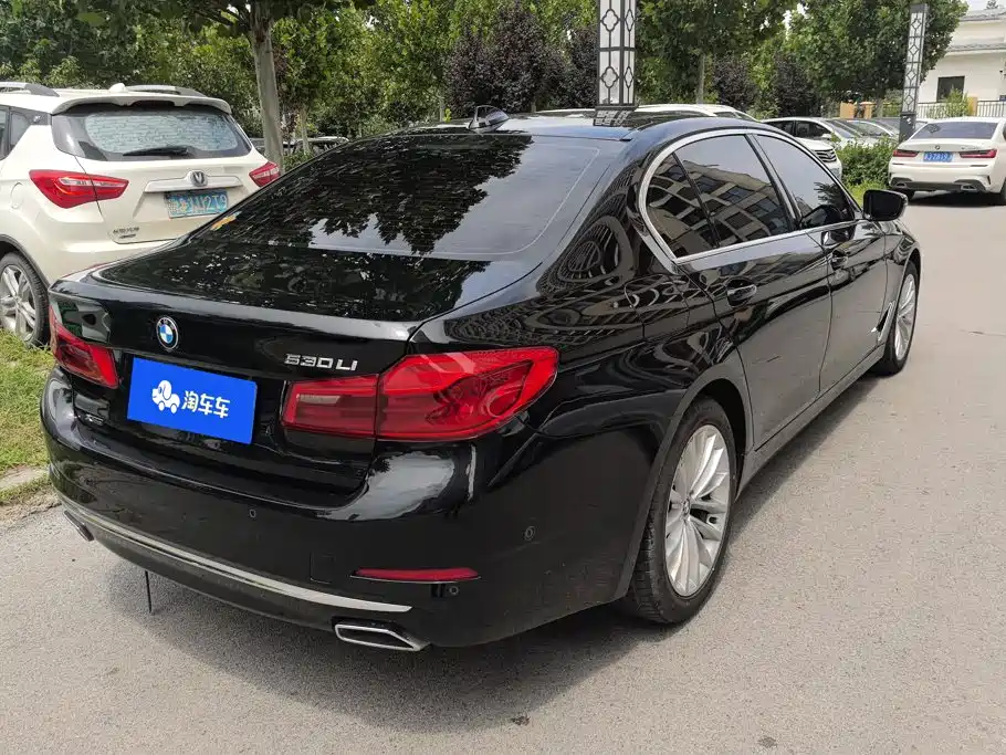 BMW 5 Series 2019