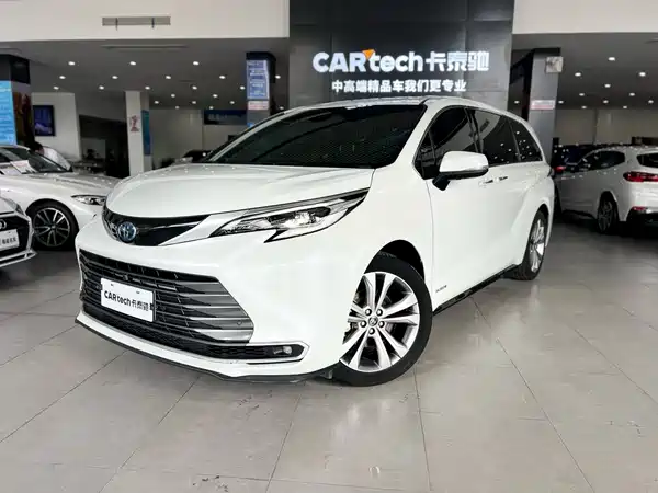 Toyota Sienna 2024