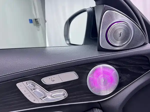 Mercedes-Benz C-Class 2021