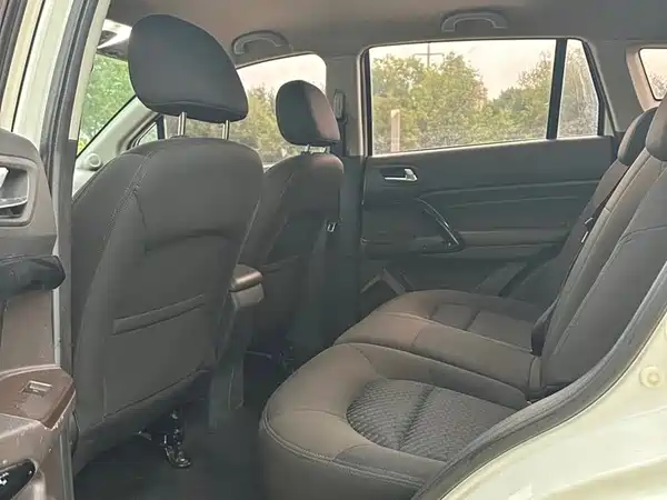 GAC Trumpchi GS4 2015
