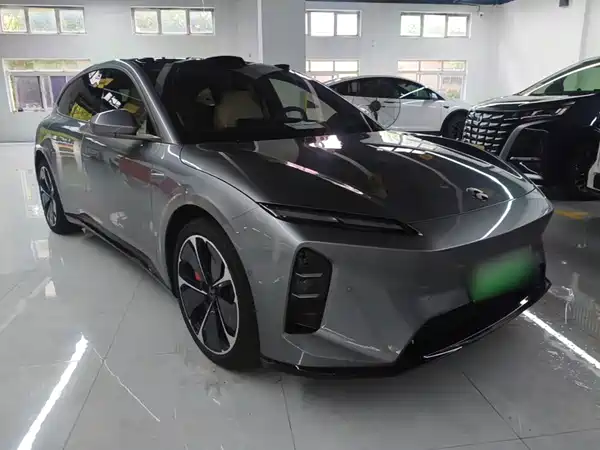 NIO ET5T 2025