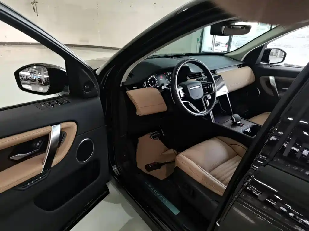 Land Rover Discovery Sport 2024 — фото 16