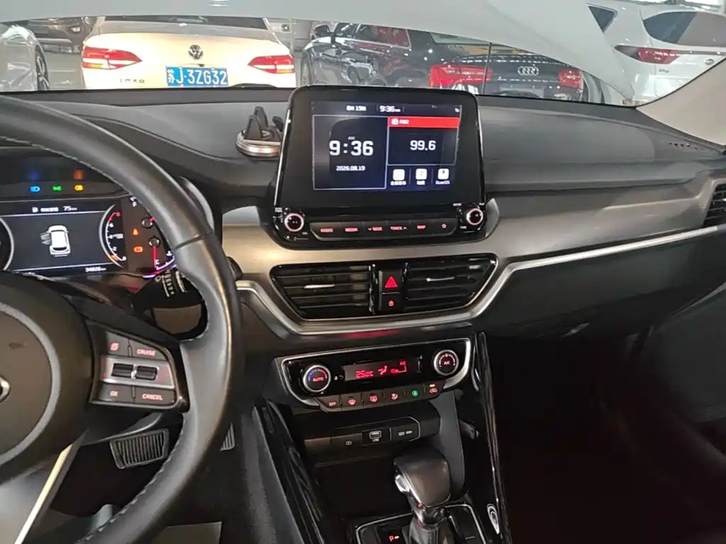 Kia Sportage 2018 — фото 13