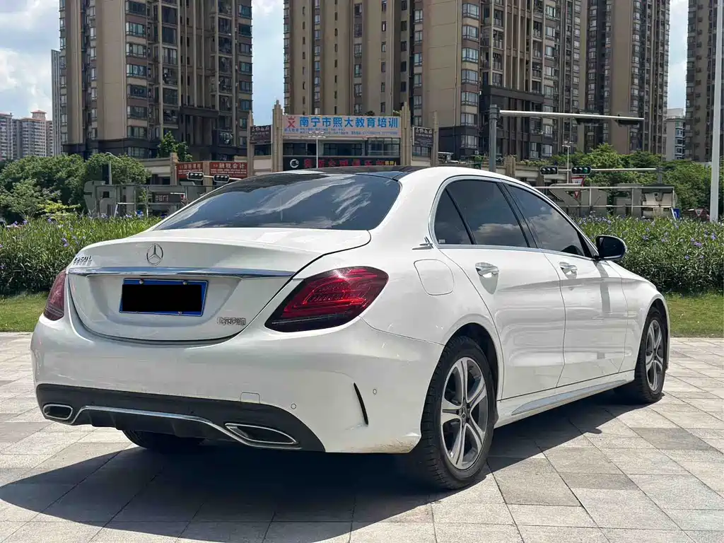 Mercedes-Benz C-Class 2020 — фото 6