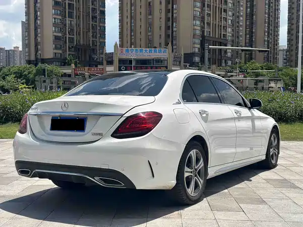 Mercedes-Benz C-Class 2020