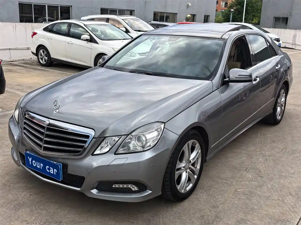 Mercedes-Benz E-Class 2010
