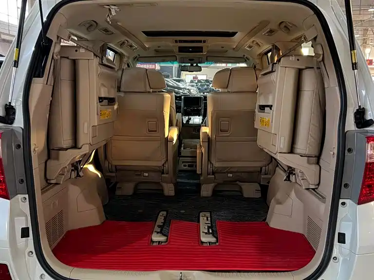 Toyota Alphard 2016 — фото 28