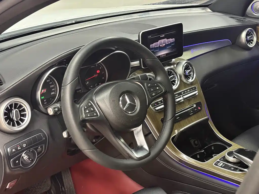 Mercedes-Benz GLC Coupe 2017 — фото 9