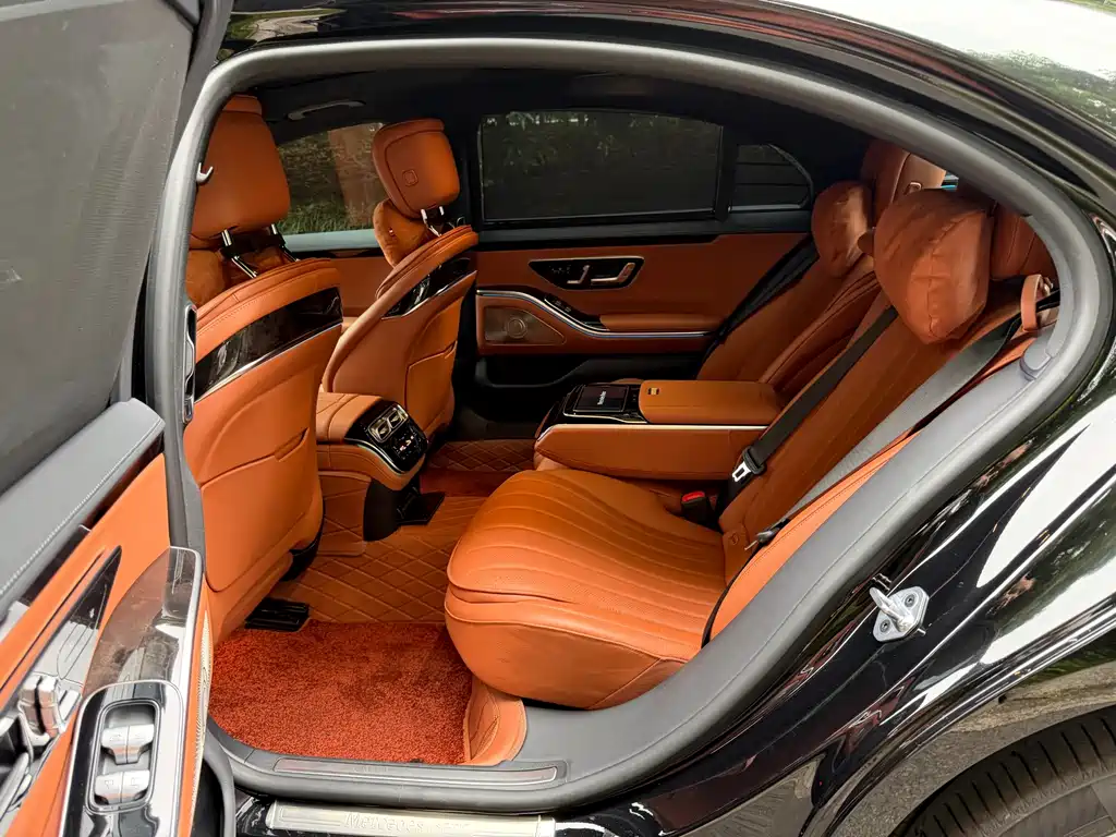 Mercedes-Benz S-Class 2023 — фото 6