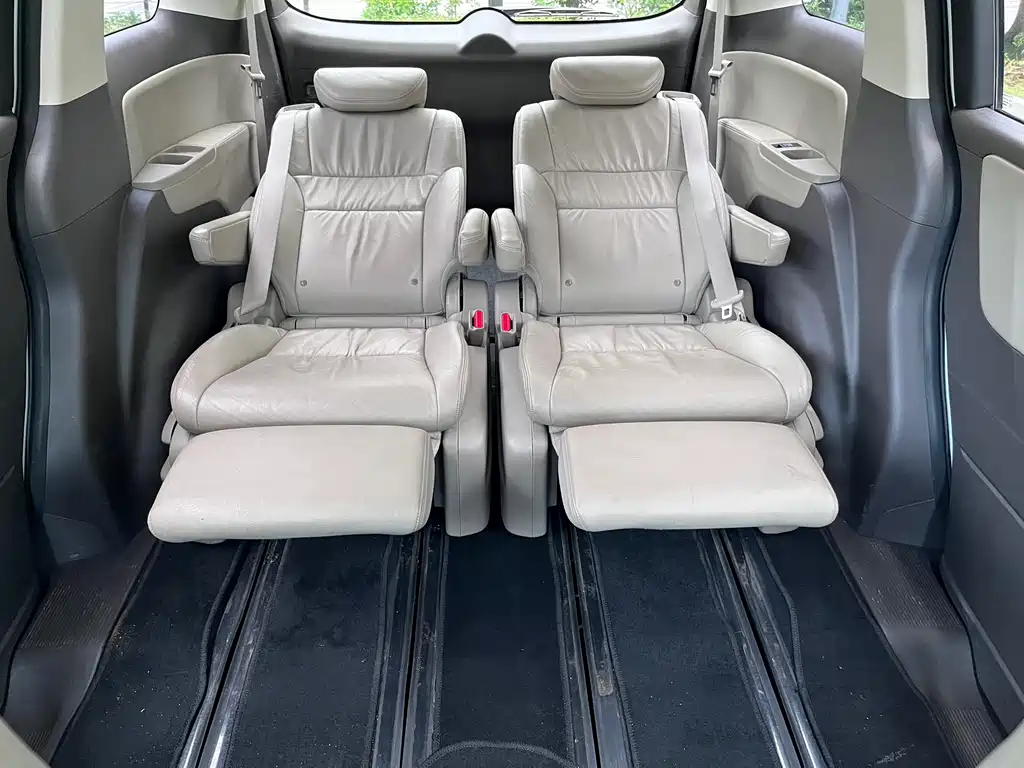 Honda Odyssey 2015 — фото 20