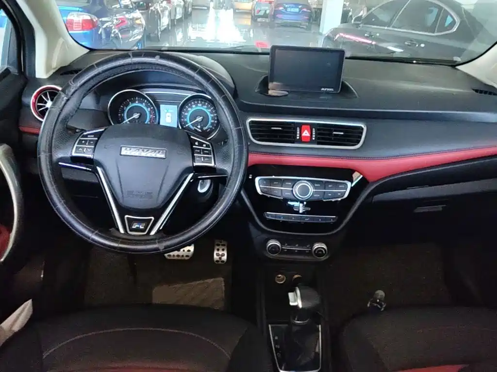 Haval H1 2016 — фото 10