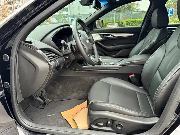 Cadillac CT5 2023