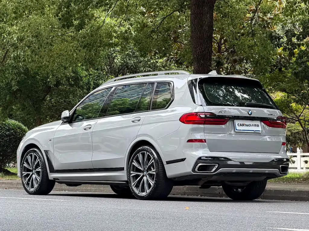 BMW X7 2020 — фото 22