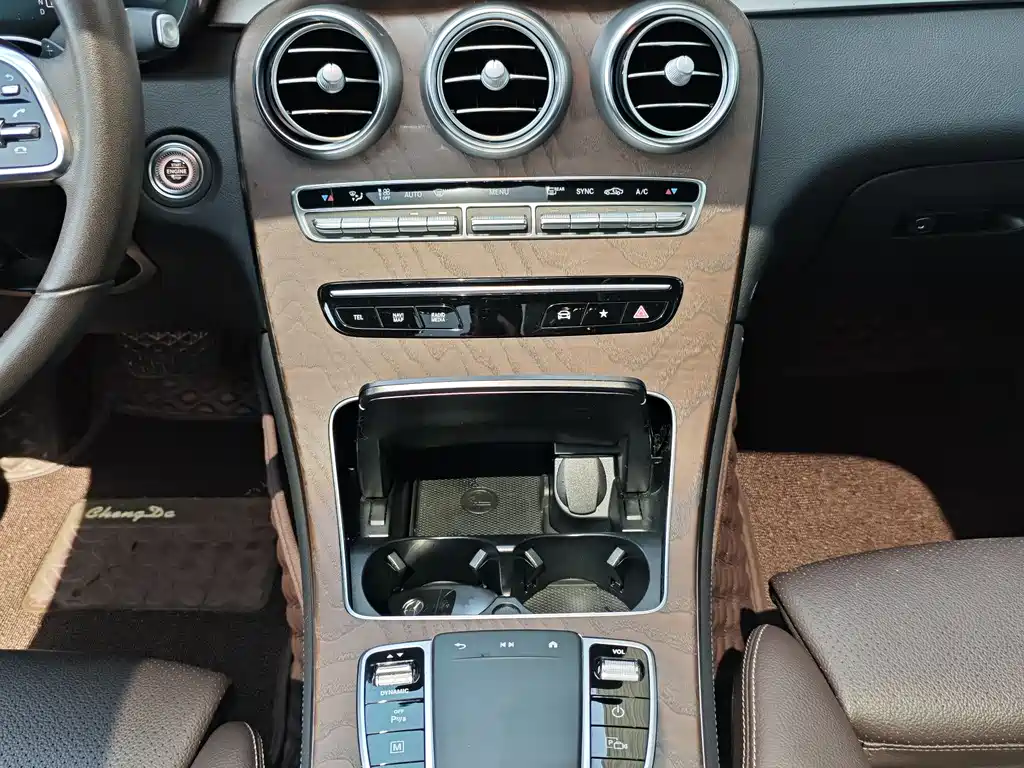 Mercedes-Benz GLC 2020 — фото 12