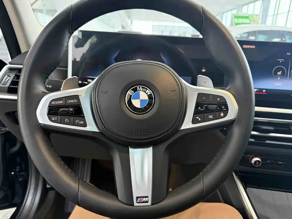 BMW 3 Series 2023 — фото 13