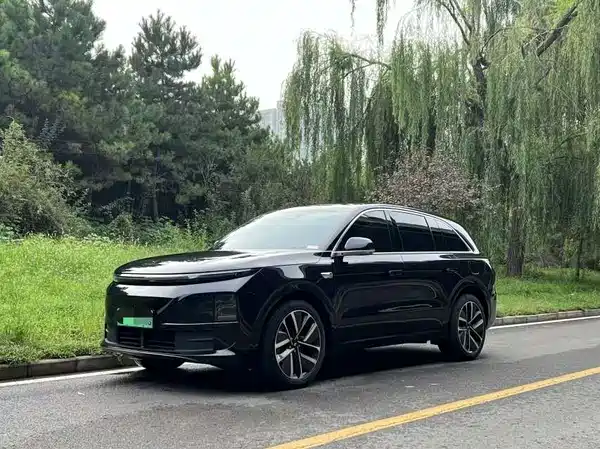 Li Auto L6 2024