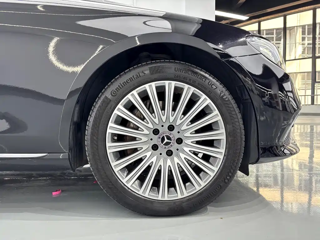 Mercedes-Benz E-Class 2020 — фото 16