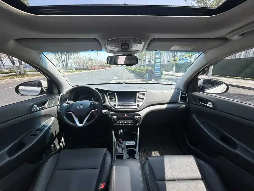 Hyundai Tucson 2017 — фото 6