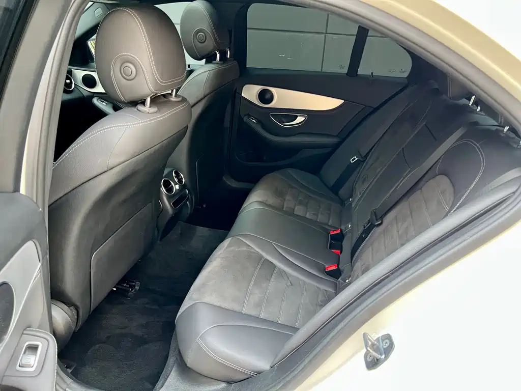 Mercedes-Benz C-Class 2019 — фото 24