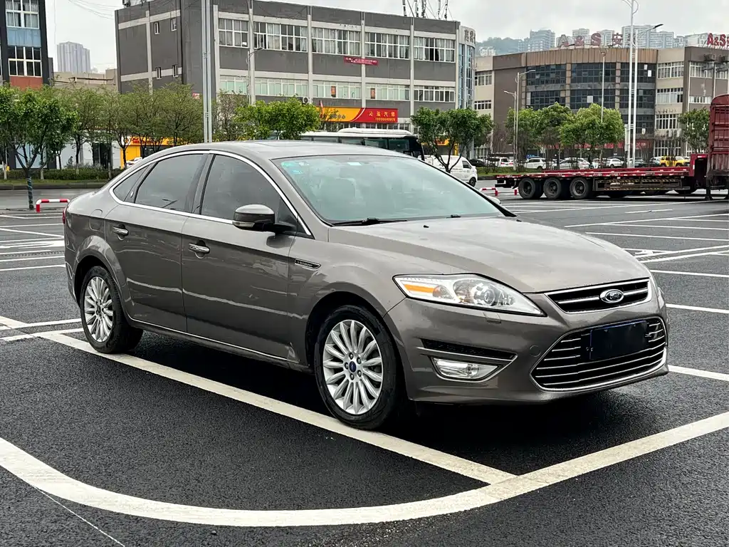 Ford Mondeo Zhisheng 2012 — фото 3