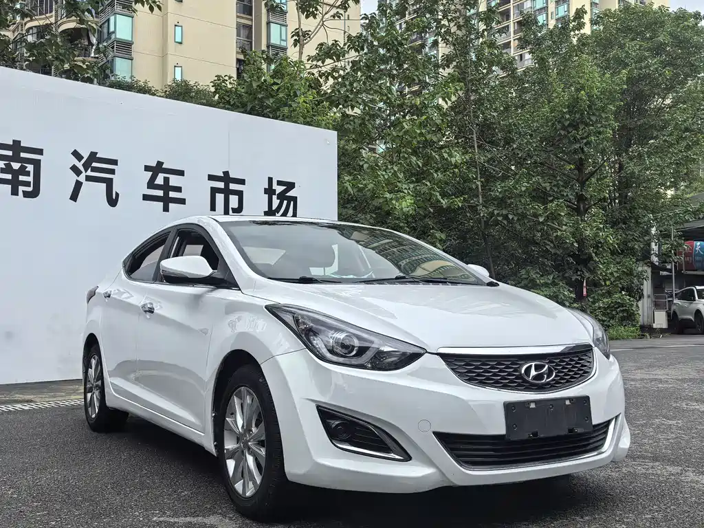 Hyundai Elantra Langdong 2017 — фото 3