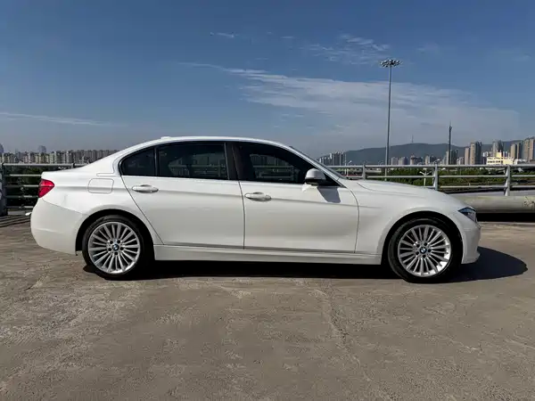 BMW 3 Series 2018