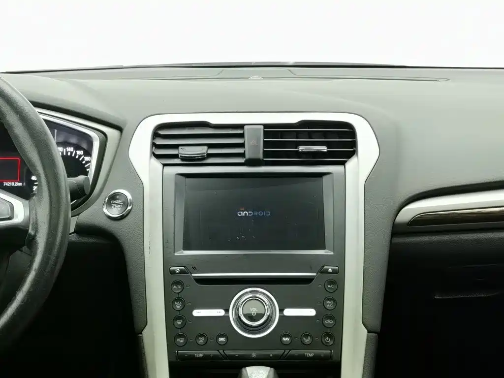 Ford Mondeo 2014 — фото 12