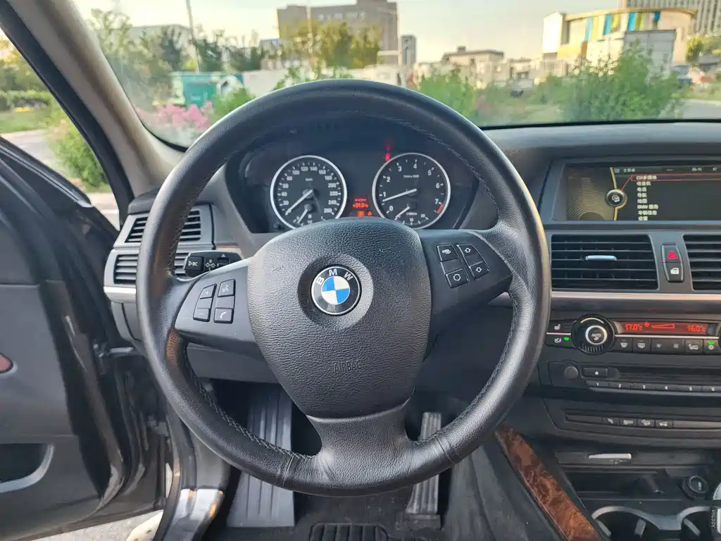 BMW X5 2011 — фото 19