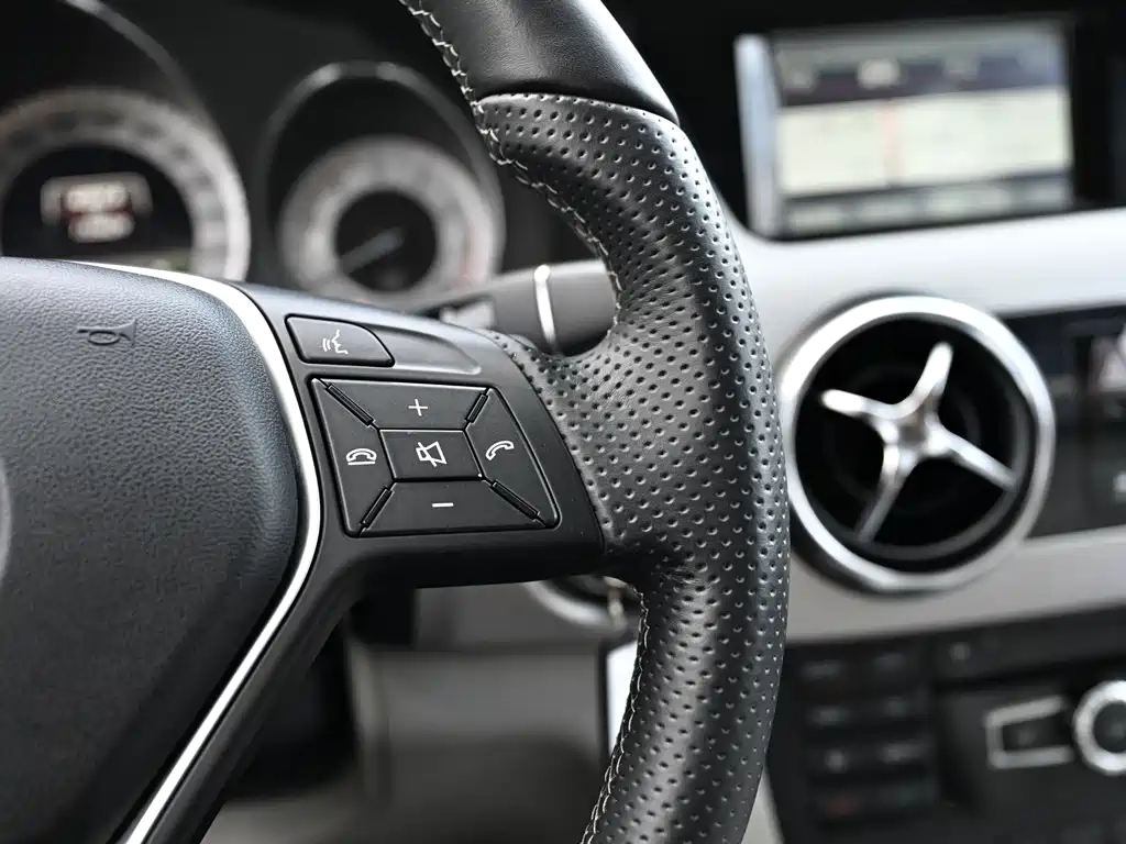 Mercedes-Benz GLK-Class 2013 — фото 9