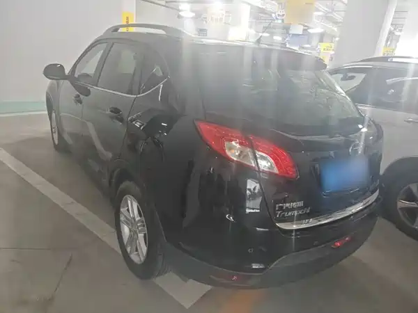GAC Trumpchi GS5 2014