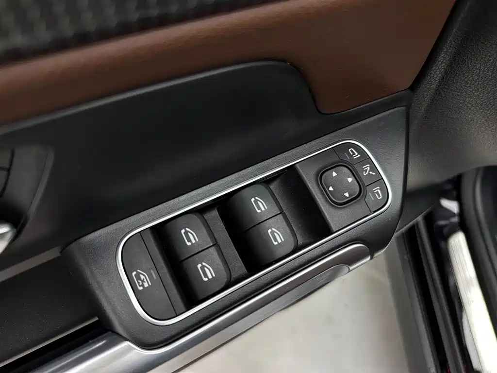 Mercedes-Benz GLB 2020 — фото 25