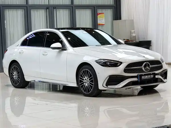 Mercedes-Benz C-Class 2024