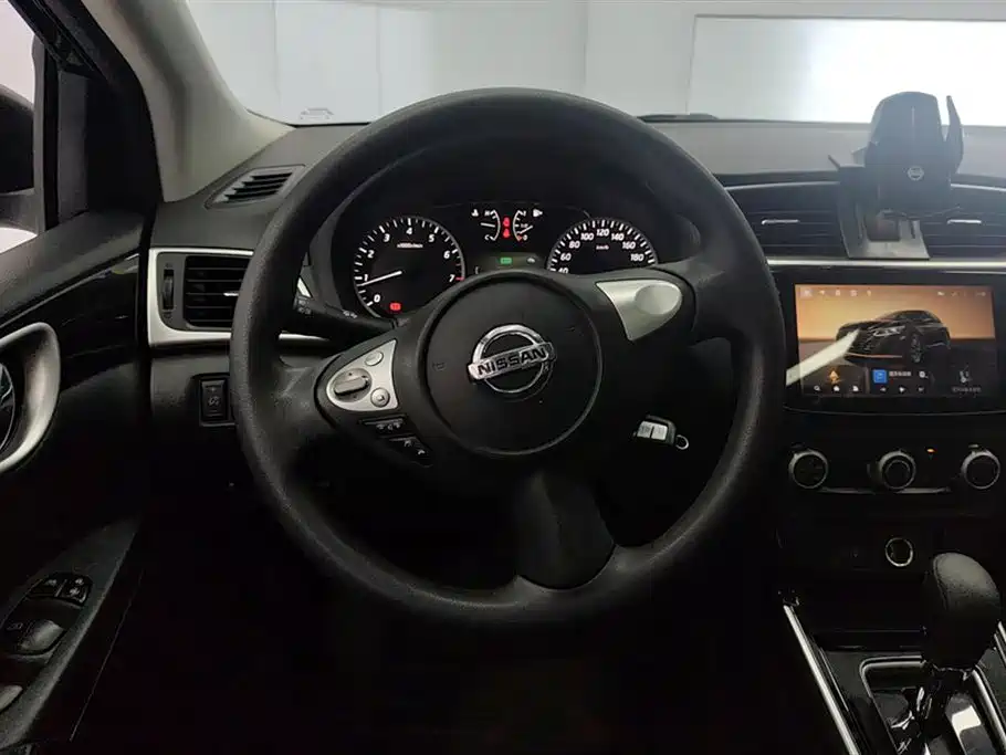 Nissan Sylphy 2021 — фото 15